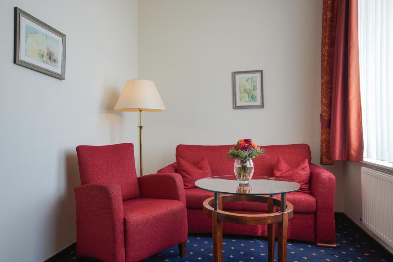 Strandhotel Ostfriesenhof Боркум Экстерьер фото