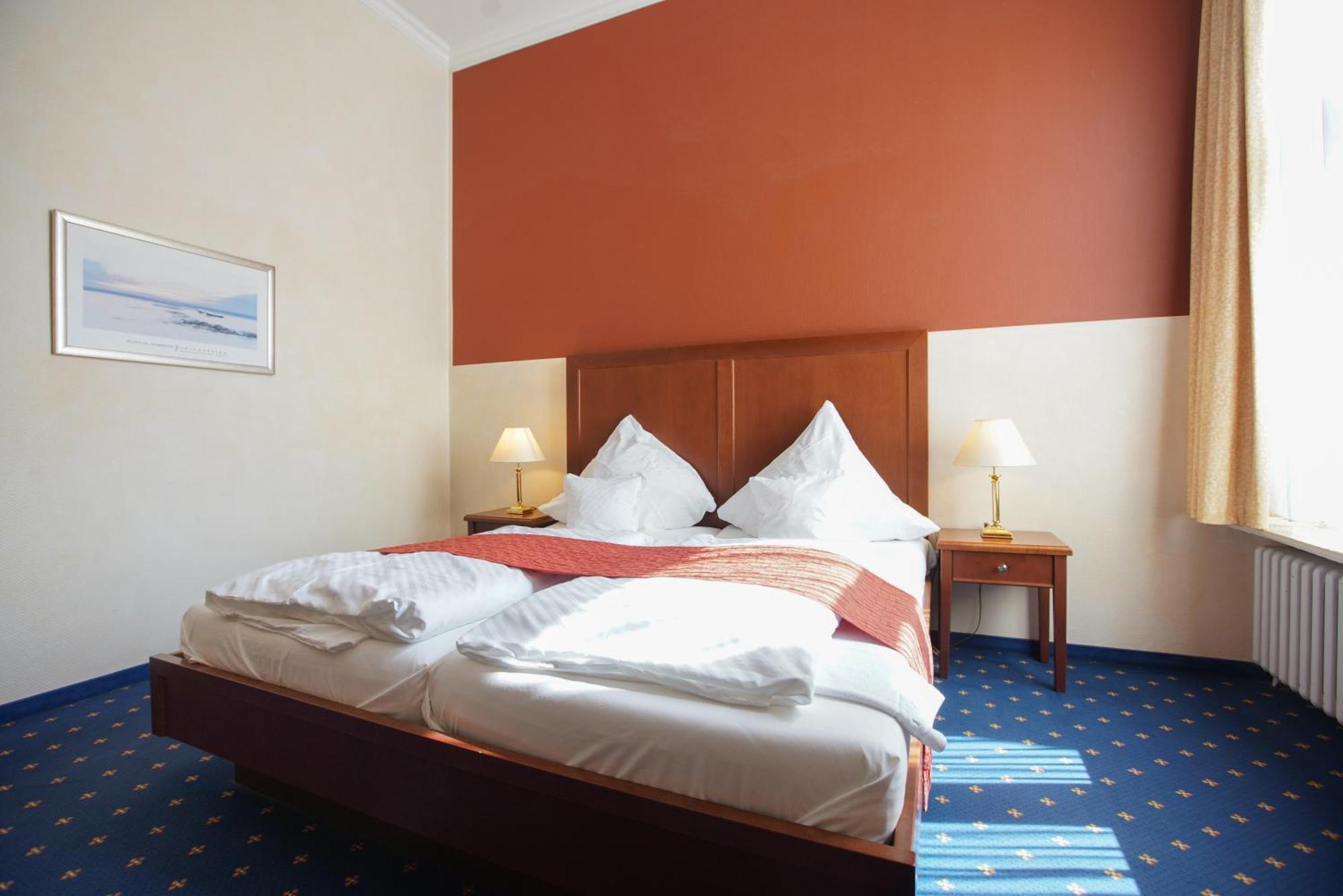 Strandhotel Ostfriesenhof Боркум Номер фото